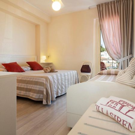 Hotel Villa Sirena Нумана Екстериор снимка