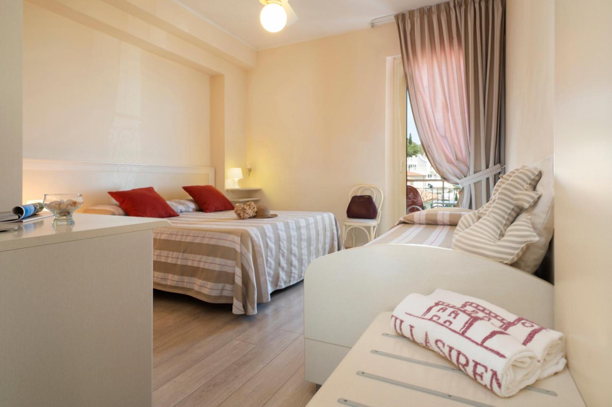 Hotel Villa Sirena Нумана Екстериор снимка